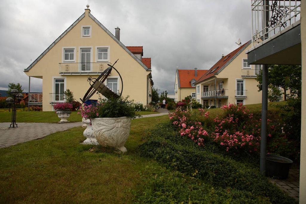 Auszeit - Ihr Sibyllenbad Gaestehaus Нойалбенройт Екстериор снимка