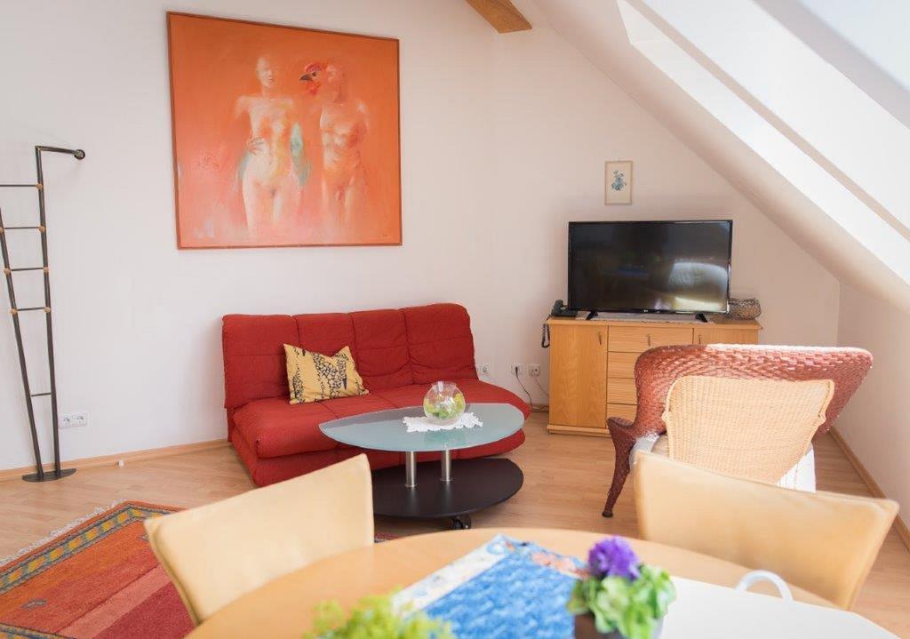 Auszeit - Ihr Sibyllenbad Gaestehaus Нойалбенройт Екстериор снимка